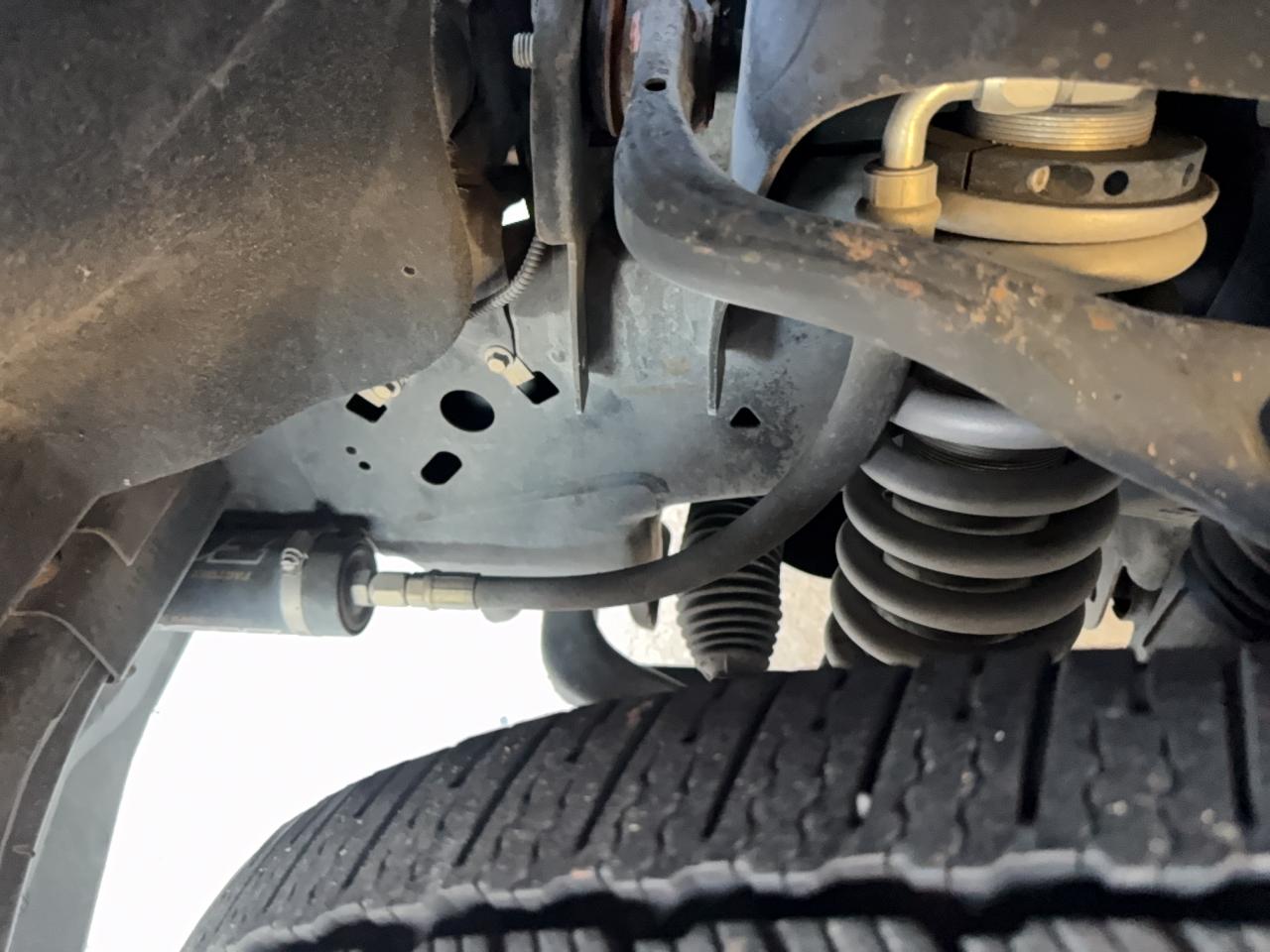 Ford F-150 Supercrew Image 12