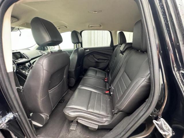 Ford Escape Titanium Image 11