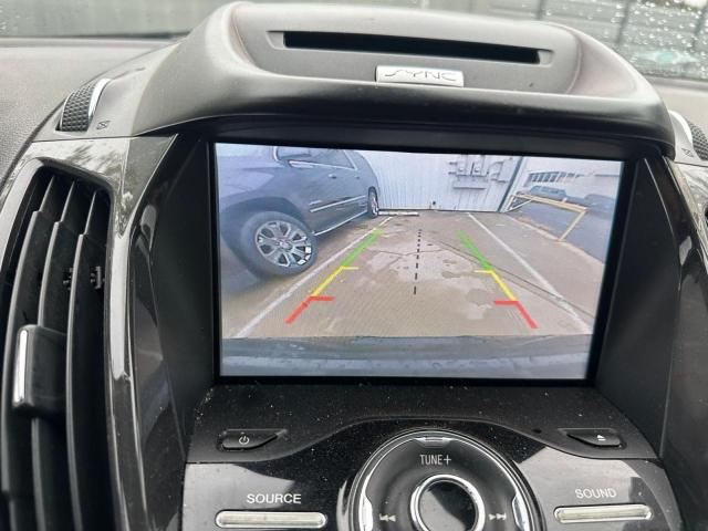 Ford Escape Titanium Image 9