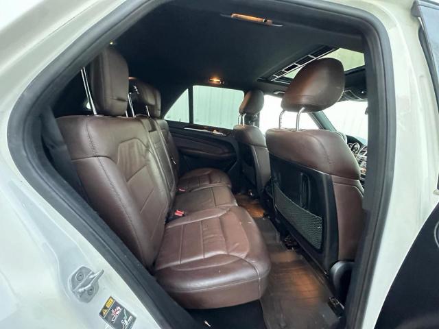 Mercedes-Benz M-Class 350 Image 14