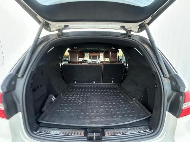 Mercedes-Benz M-Class 350 Image 9