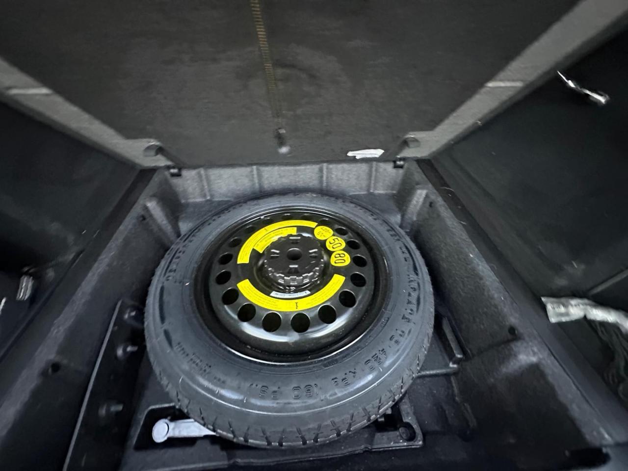 Mercedes-Benz M-Class 350 Image 10