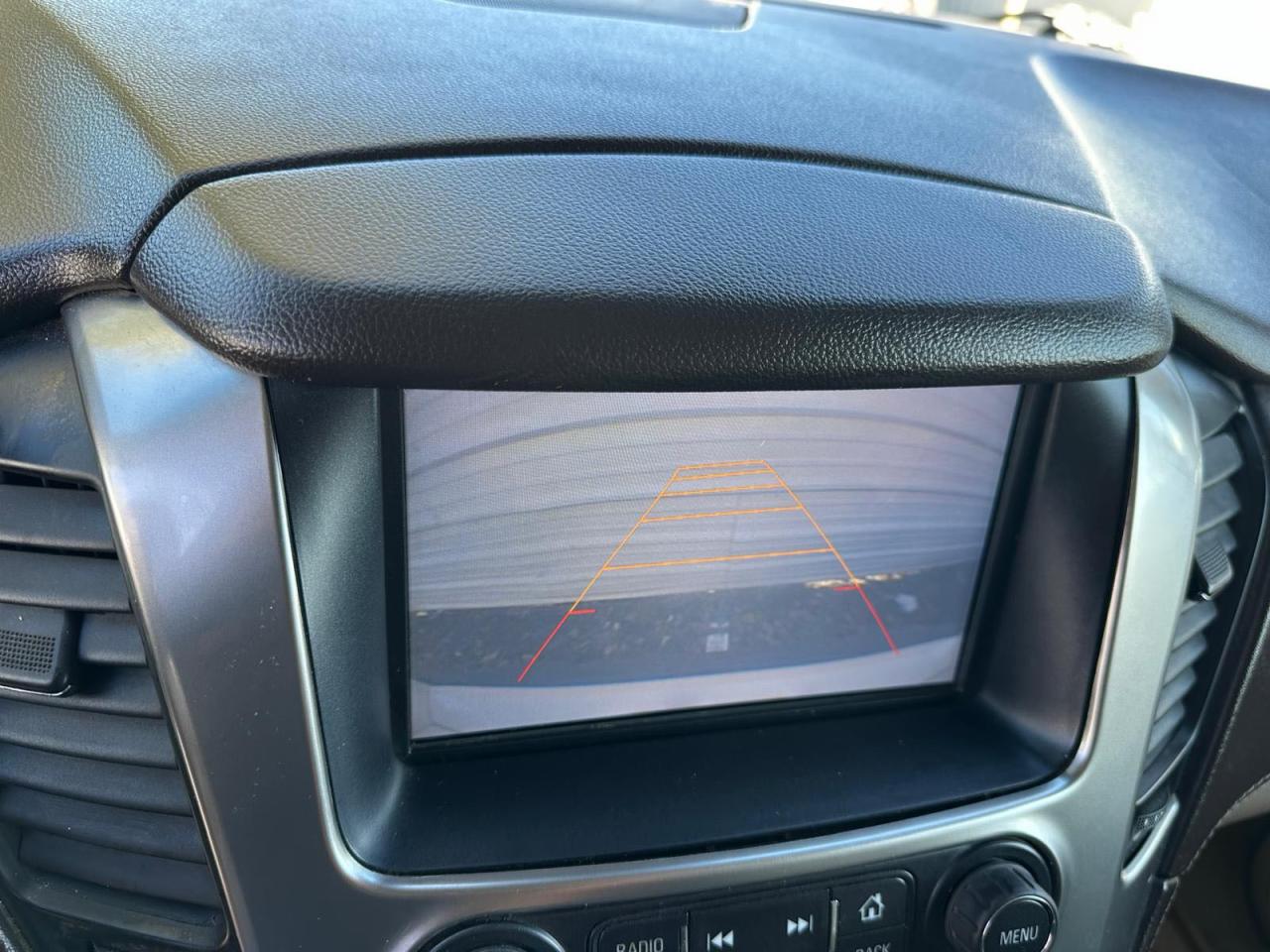 Chevrolet Suburban K1500 Ltz Image 2