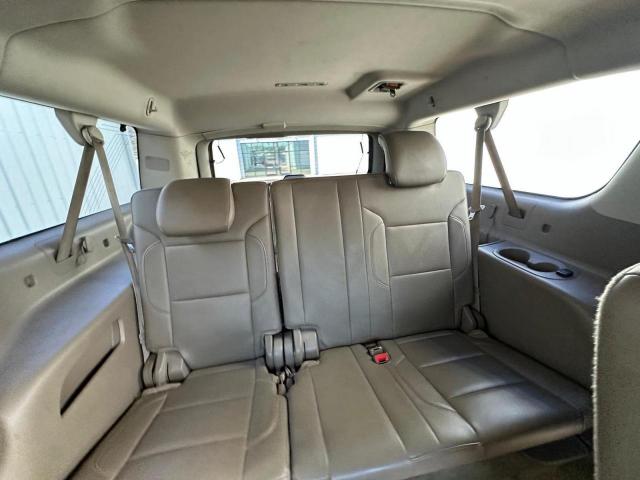 Chevrolet Suburban K1500 Ltz Image 11