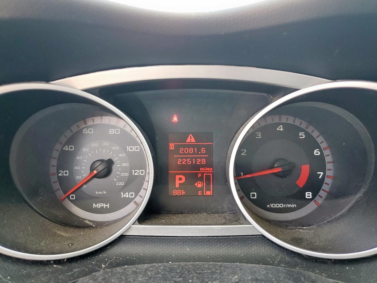 Mitsubishi Outlander Es Image 10