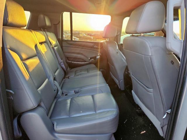 Chevrolet Suburban C1500 Lt Image 7