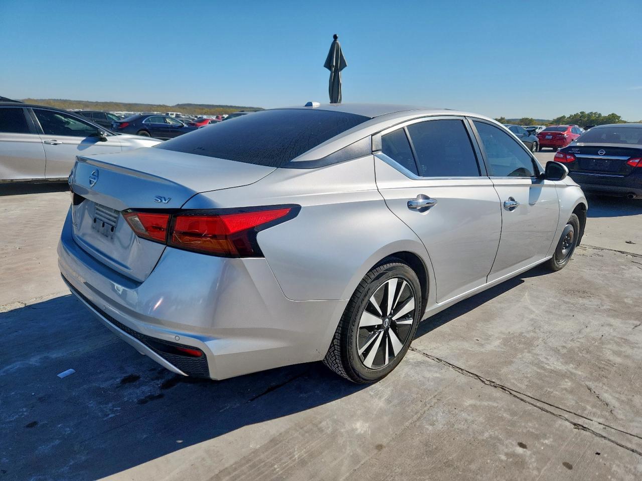 Nissan Altima Sv Image 5