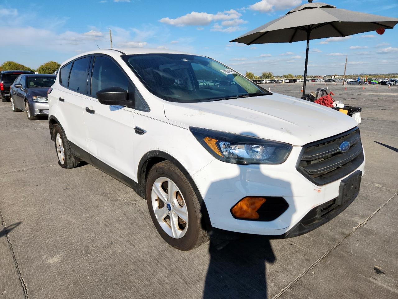 Ford Escape S Image 3