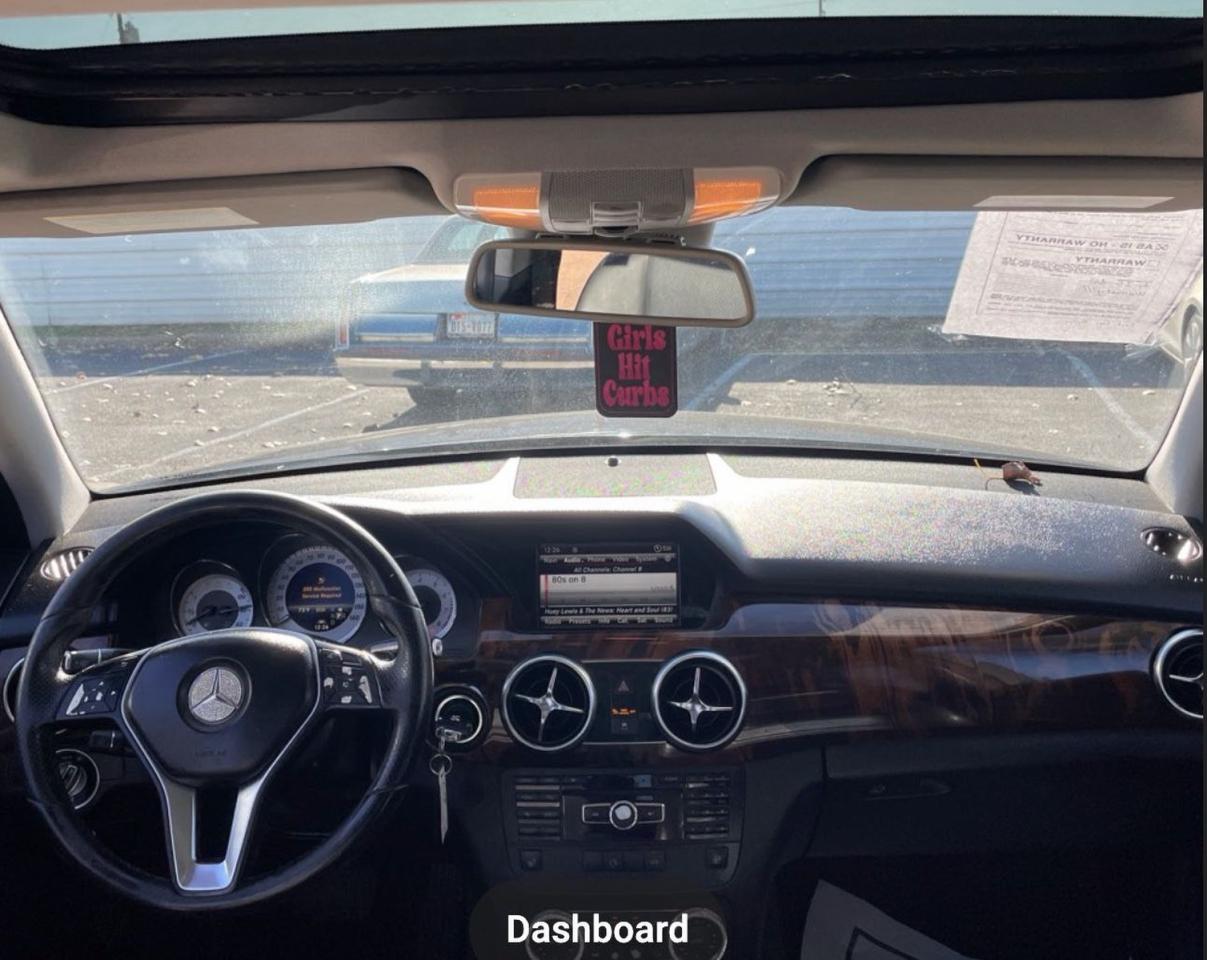 Mercedes-Benz GLK 350 Image 4