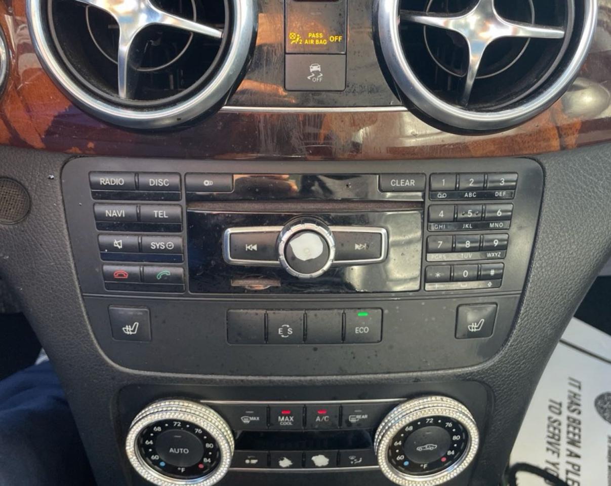 Mercedes-Benz GLK 350 Image 10