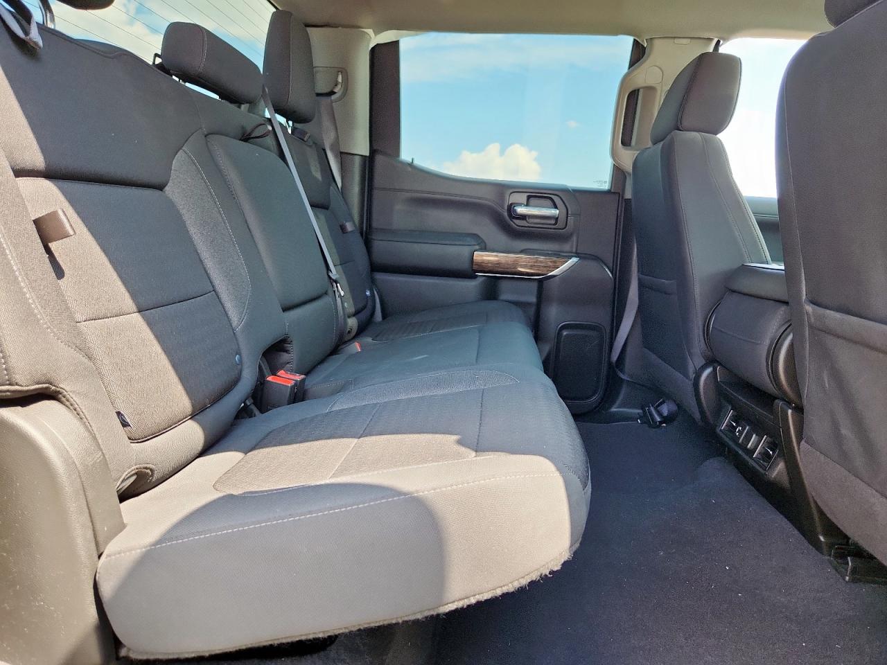 GMC Sierra K1500 Elevation Image 9