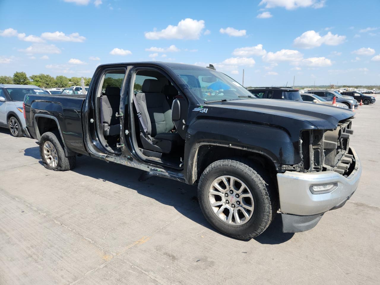 GMC Sierra K1500 Sle Image 12