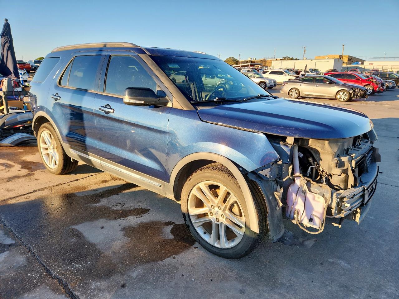 Ford Explorer Xlt Image 4