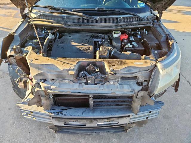 Ford Explorer Xlt Image 10