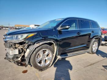  Salvage Toyota Highlander