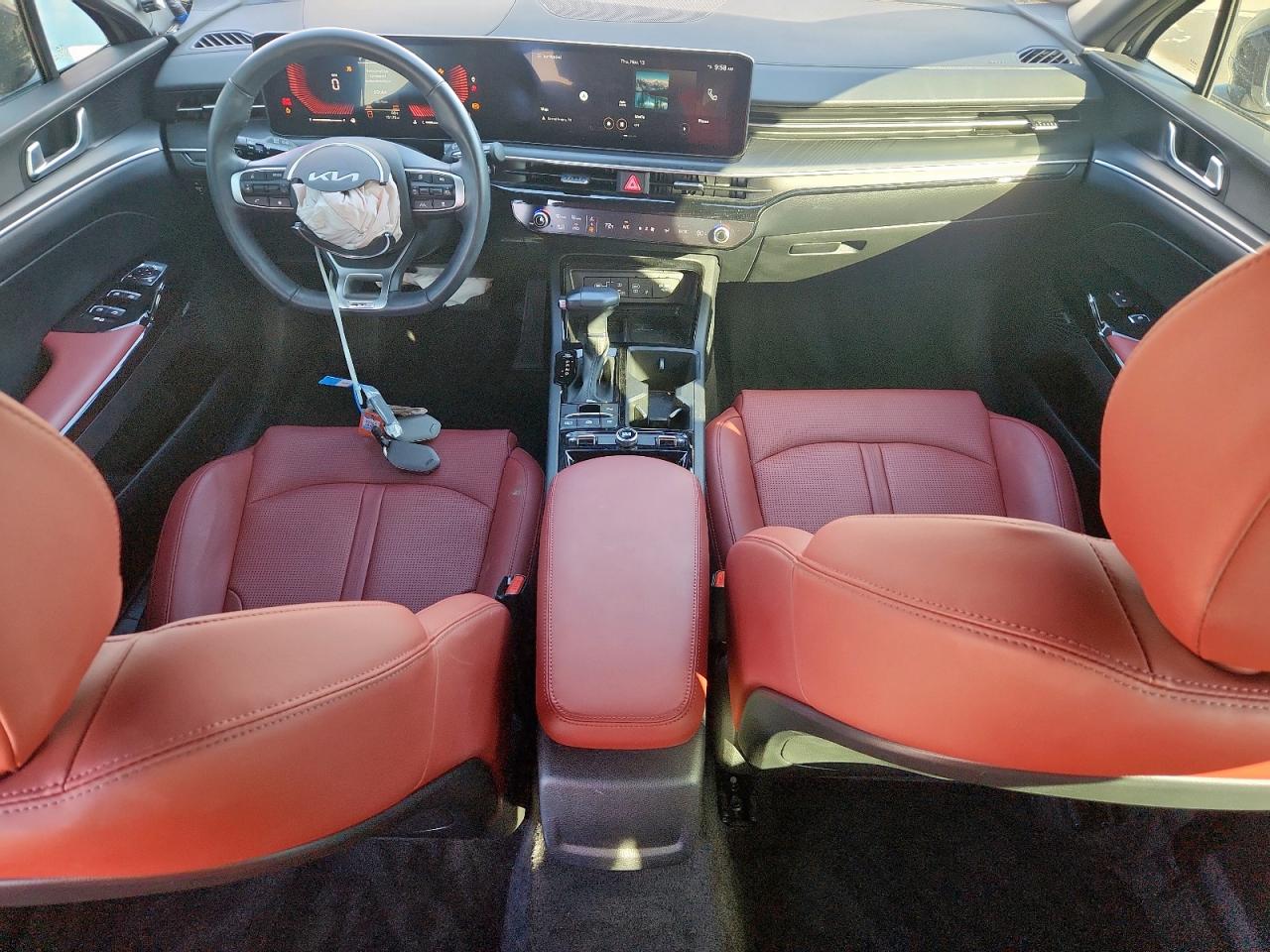 Kia K5 Gt Line Image 11