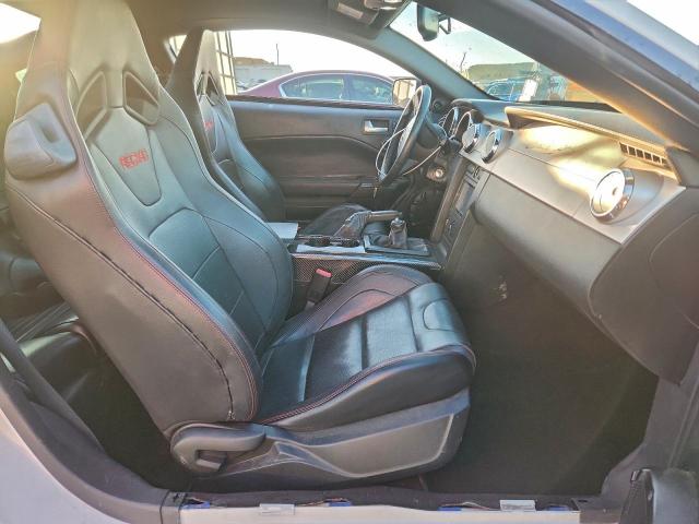 Ford Mustang Shelby Gt500 Image 3