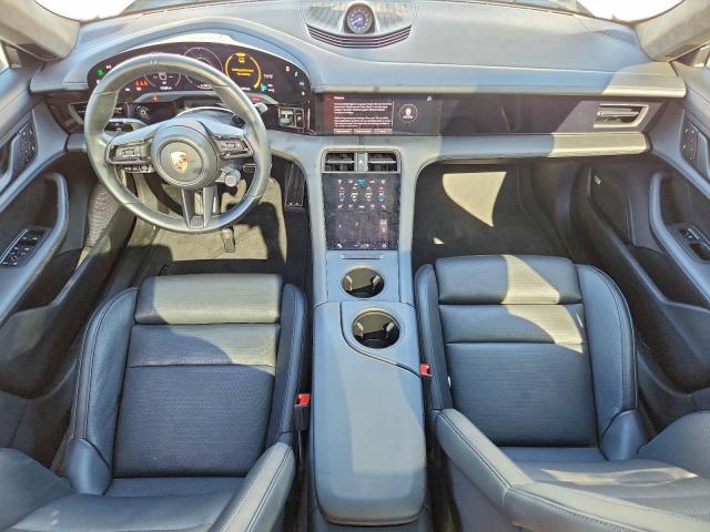 Porsche Taycan Gts Gts Image 3
