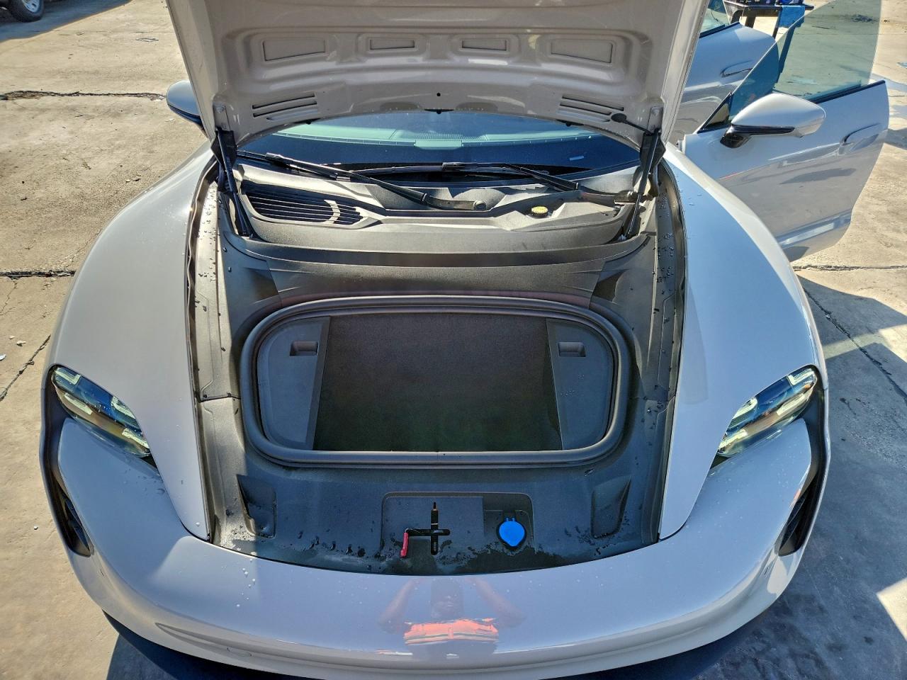 Porsche Taycan Gts Gts Image 10