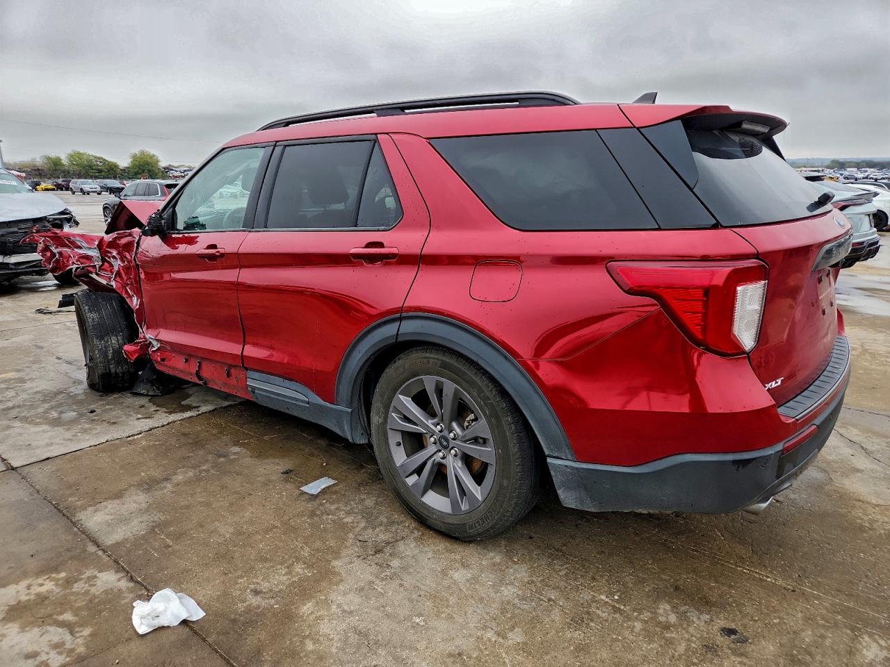 Ford Explorer Xlt Image 2