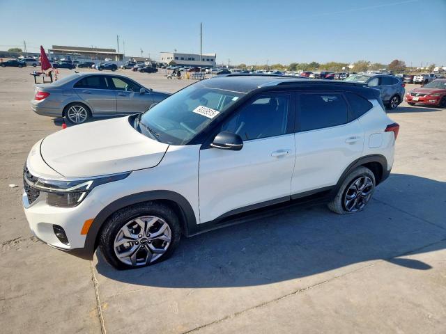  Salvage Kia Seltos
