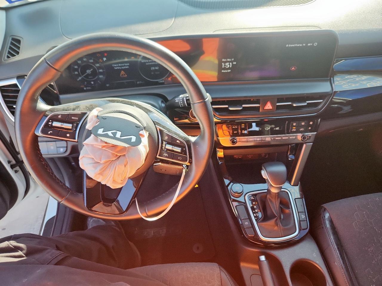 Kia Seltos S Image 13