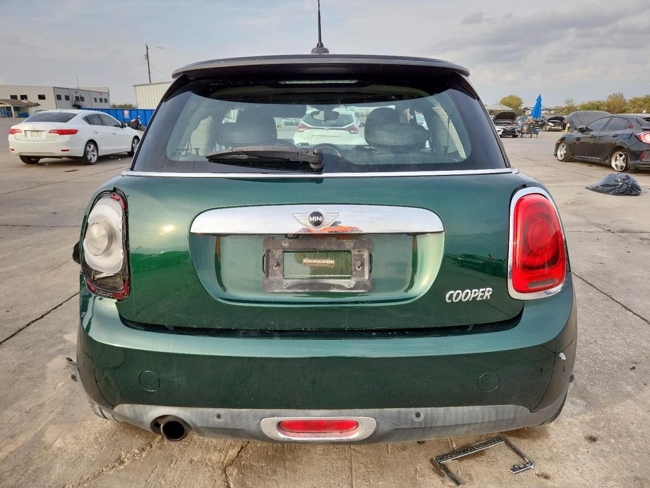 MINI Cooper Image 6