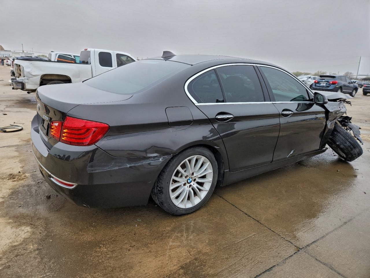 BMW 5 Series I Image 2