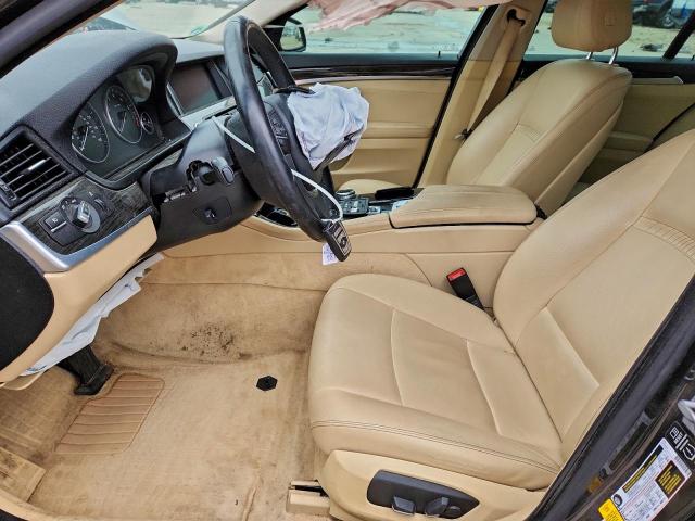 BMW 5 Series I Image 12