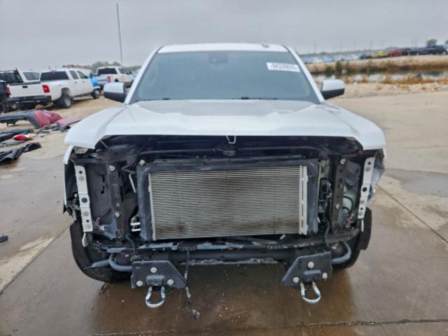 GMC Sierra K1500 Denali Image 12