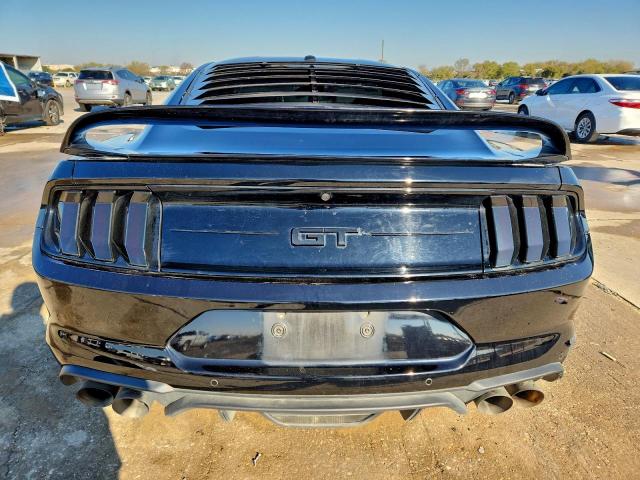 Ford Mustang Gt Image 3