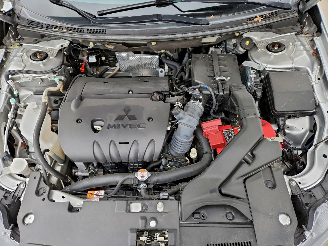 Mitsubishi Lancer Es Image 8