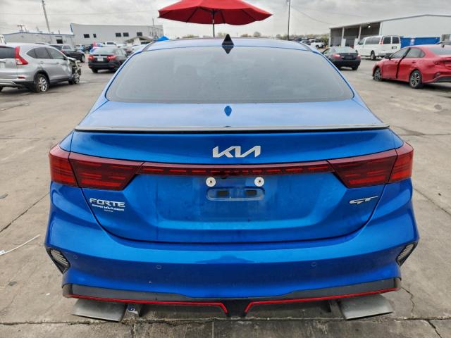 Kia Forte Gt Image 4