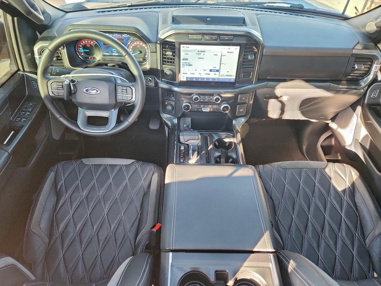 Ford F-150 Supercrew Image 8