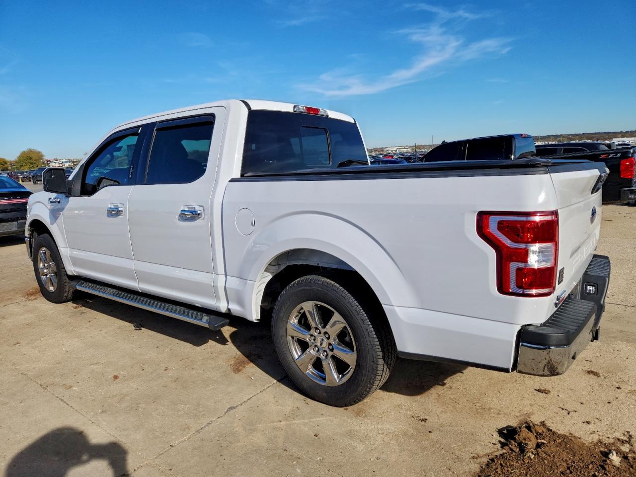 Ford F-150 Supercrew Image 8