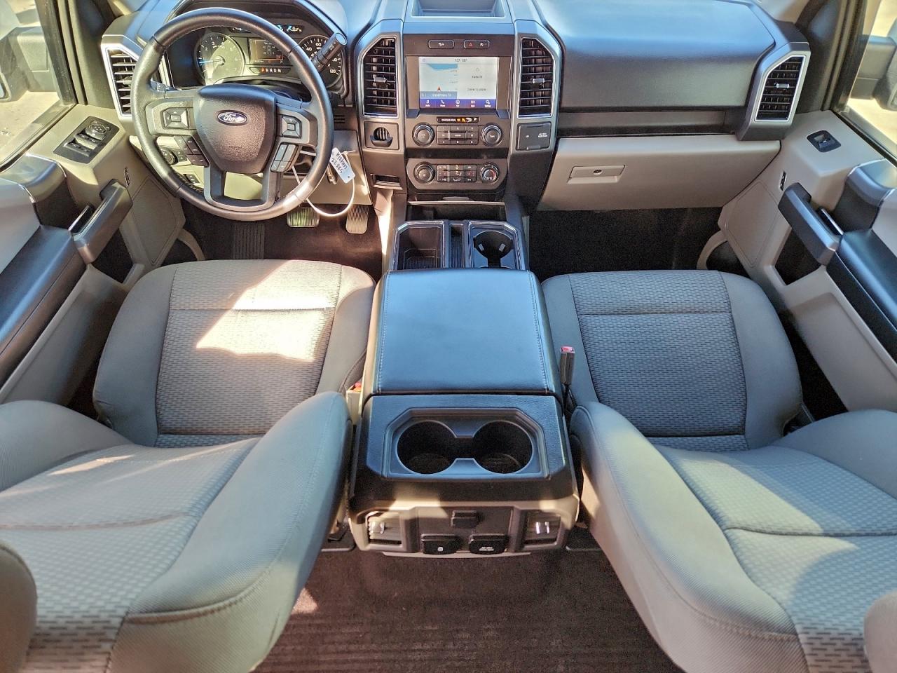 Ford F-150 Supercrew Image 7