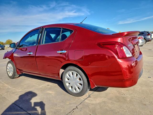 Nissan Versa S Image 6
