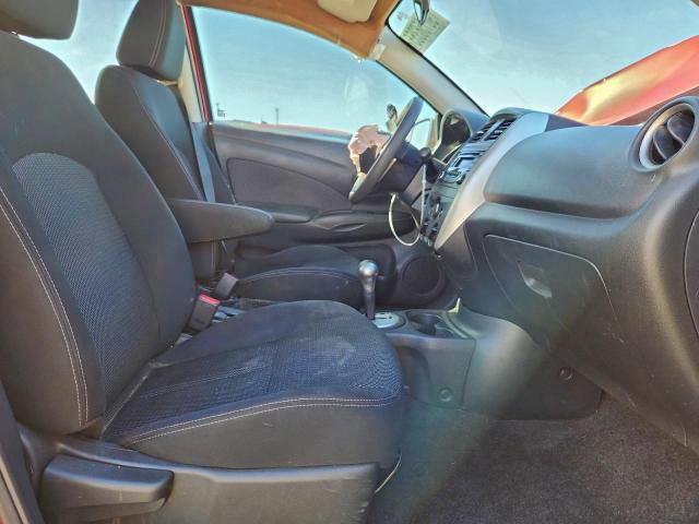 Nissan Versa S Image 12