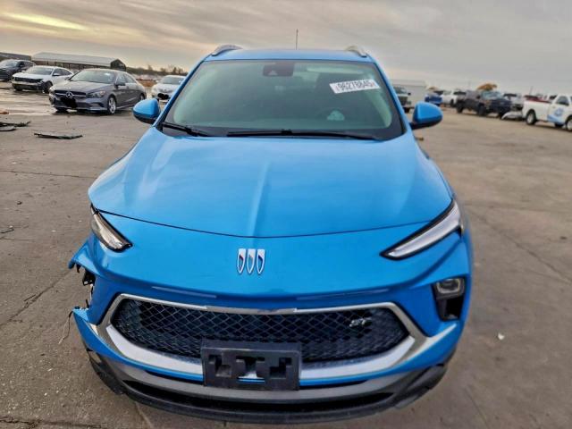 Buick Encore Sport Touring Image 3