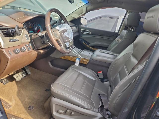 GMC Yukon Denali Image 10