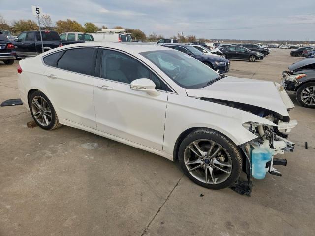 Ford Fusion Titanium Image 6