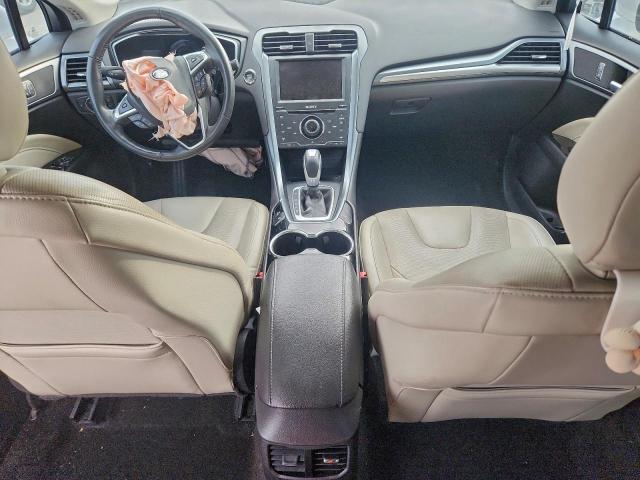 Ford Fusion Titanium Image 4