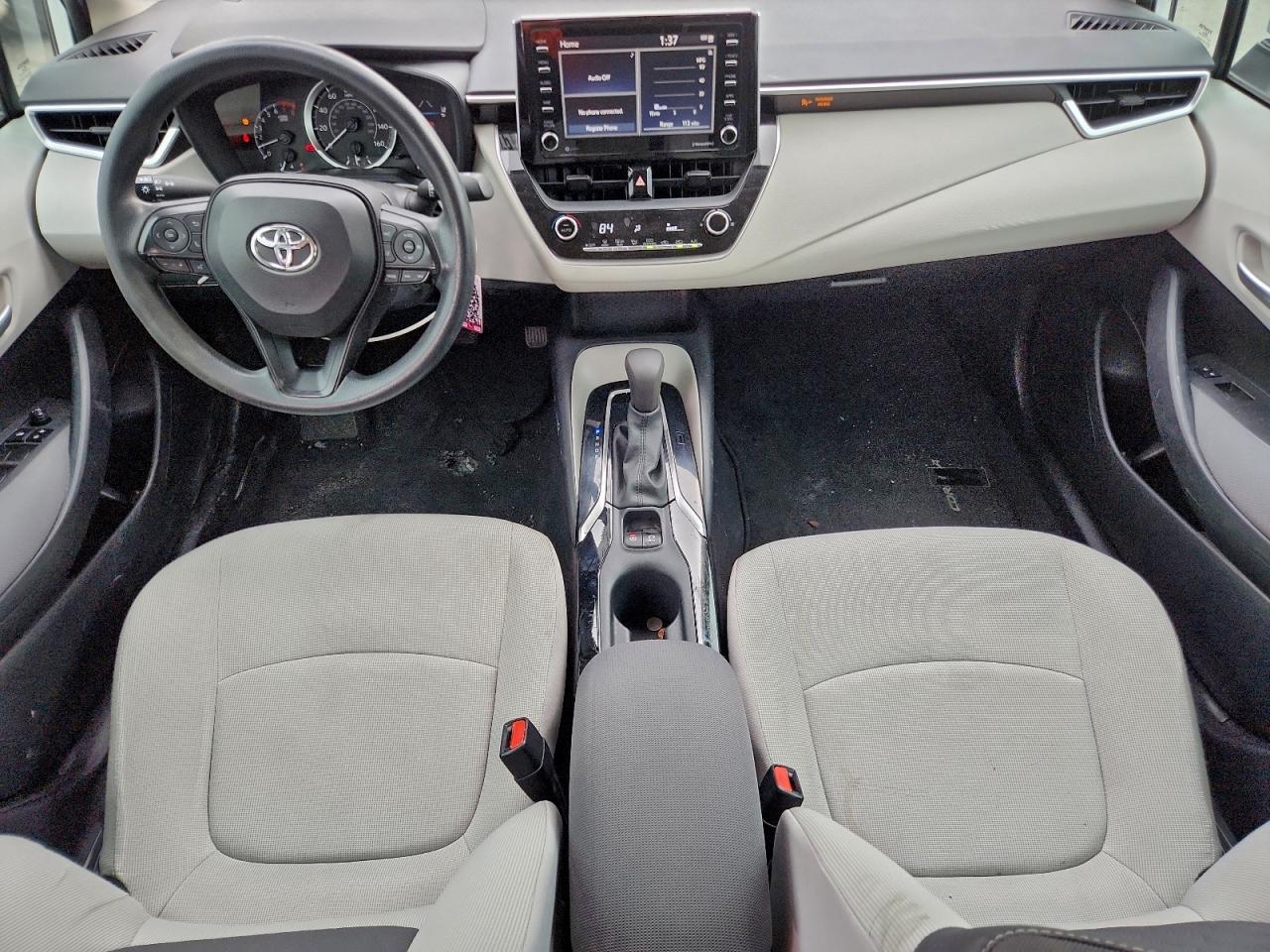 Toyota Corolla Le Image 10