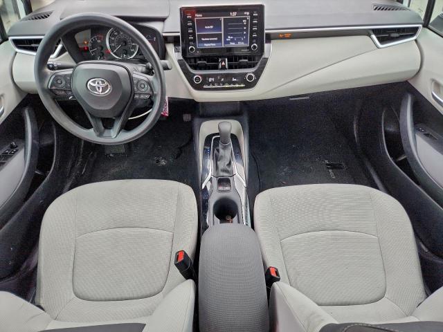 Toyota Corolla Le Image 10