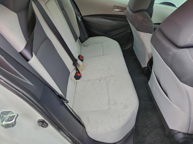 Toyota Corolla Le Image 11