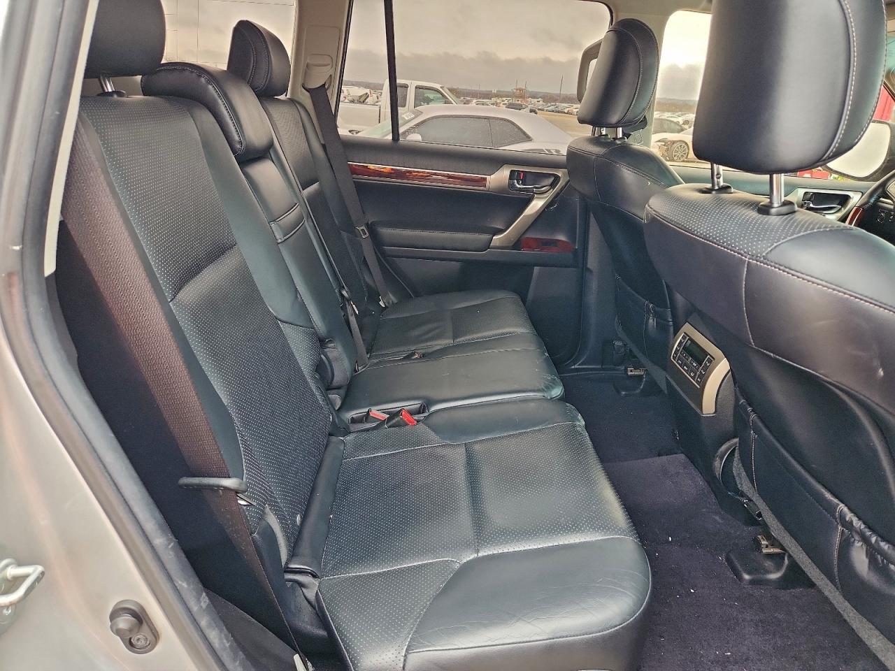 Lexus Gx 460 Image 10