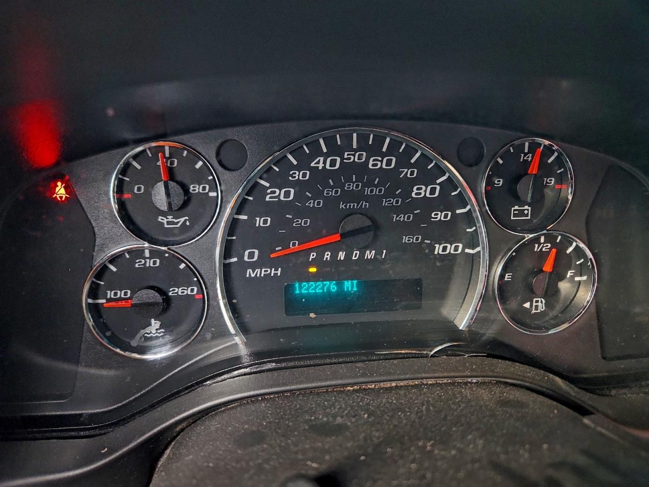 Chevrolet Express Image 4