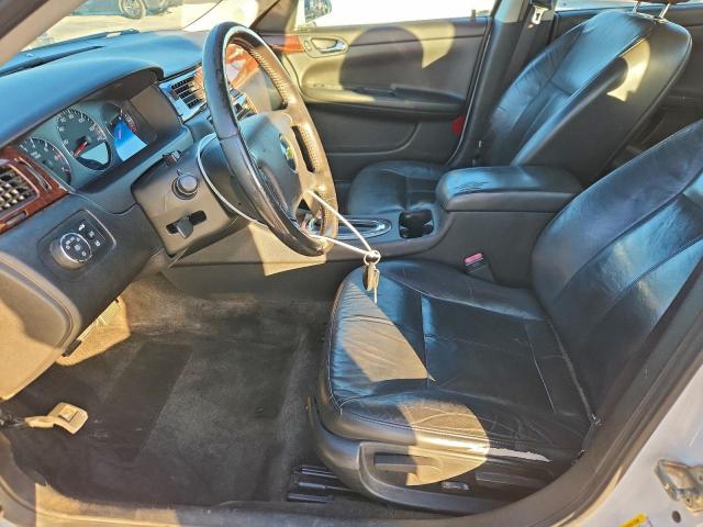Chevrolet Impala Lt Image 10