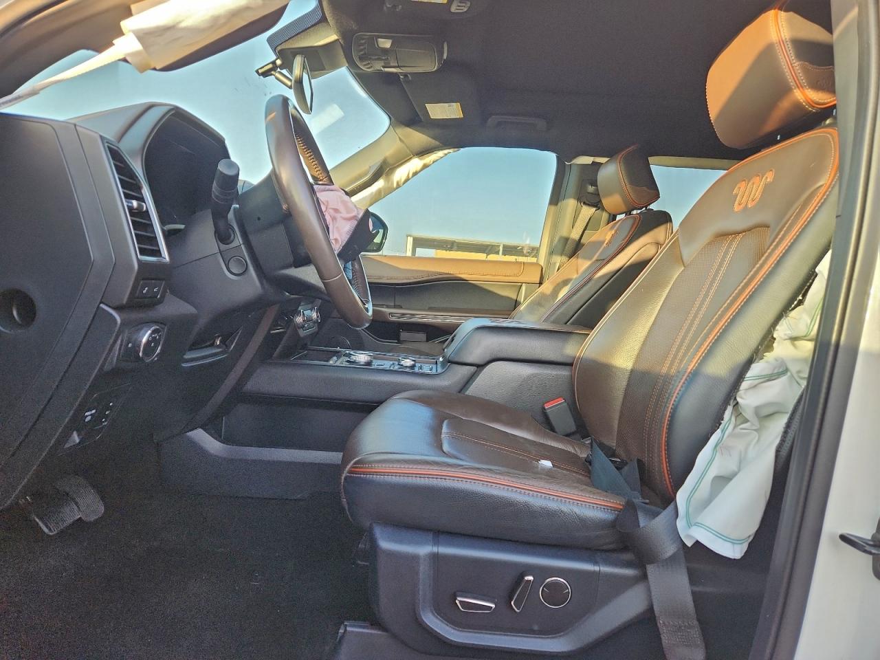 Ford Expedition King Ranch Image 8