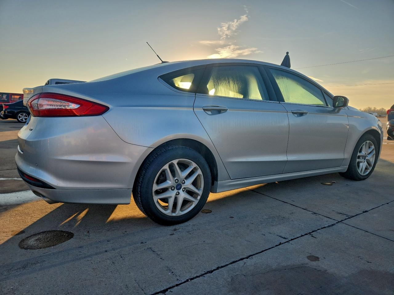 Ford Fusion Se Image 2